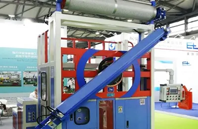 Machine de découpe de caoutchouc