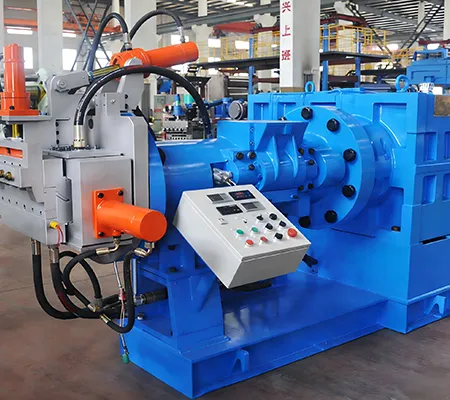 Extrudeuse à alimentation chaude
