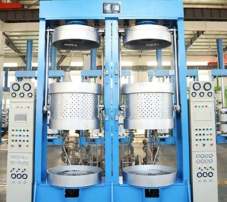 Presse de vulcanisation de pneus de moto
