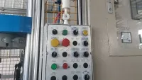 Presse de vulcanisation de ressorts pneumatiques