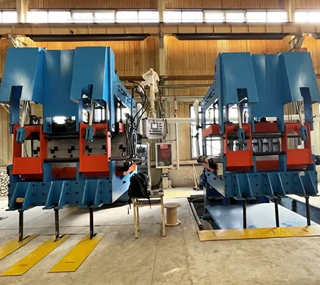 ligne de production pour bandes transporteuses à bords ondulés