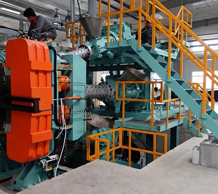 Extrudeuse triplex