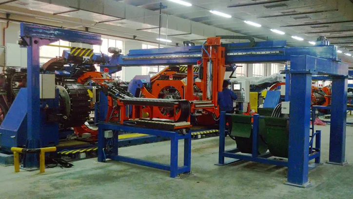 Machine de confection de pneus poids lourds